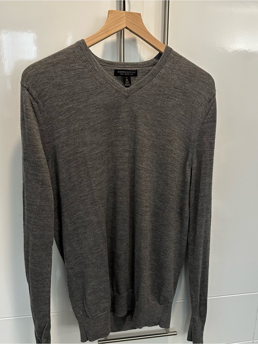 Banana Republic Men's Charcoal V-Neck Sweater